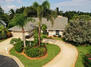 1645 Shuckers Point, Vero Beach, FL 32963