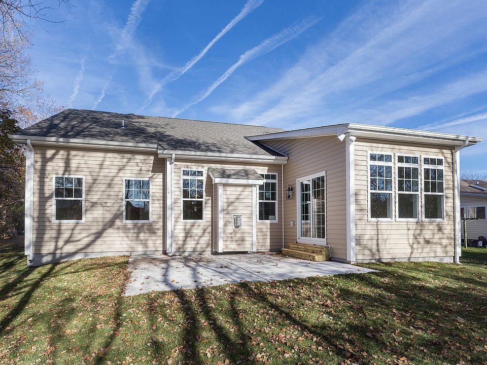 1st image of 38324 Milda Dr