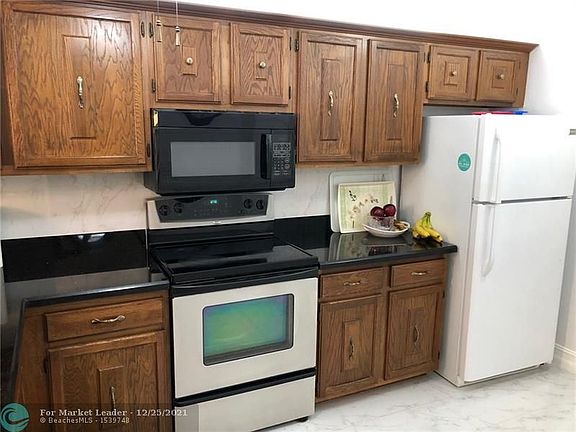 3rd image of 6019 Coral Lake Dr #207