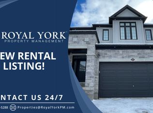 320 Sedgewood St #2, Kitchener, ON N2P0J6