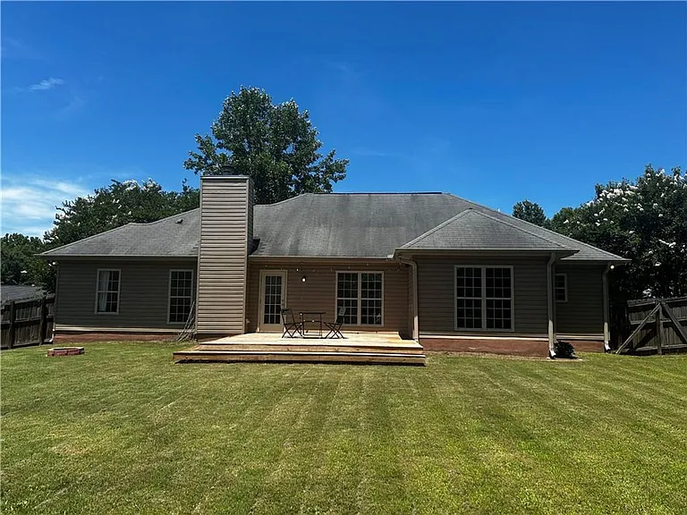 249 Deerfield Ct — Photo 15