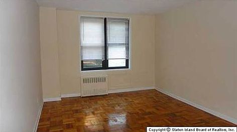5th image of 145 Lincoln Ave APT 2L