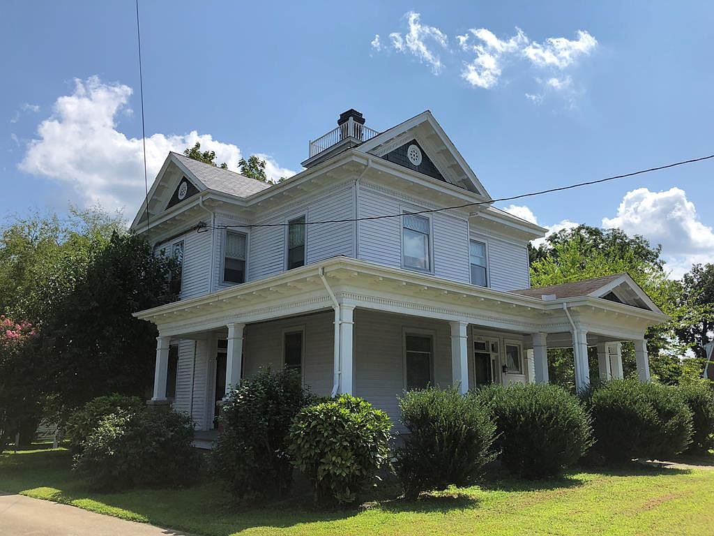 515 Peachtree St, Emporia, VA 23847 Zillow