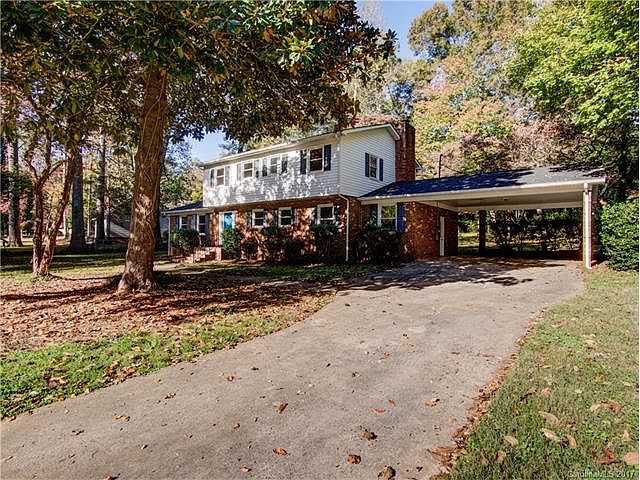 1st image of 6901 Bonavie Cres