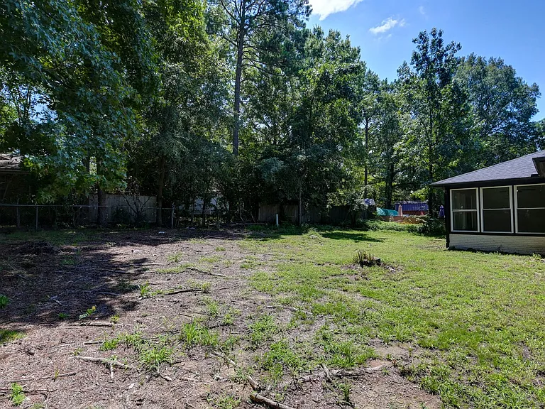 119 Wychwood Rd — Photo 37
