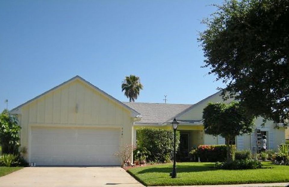 1st image of 9301 Belaire Dr