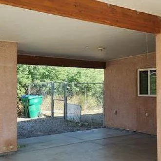 3 bed, 1200 sqft, $1,750 — Photo 3