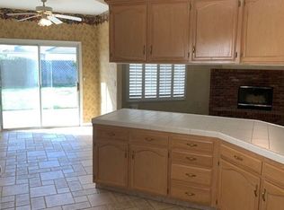 9805 Paper Moon Way, Bakersfield, CA 93312