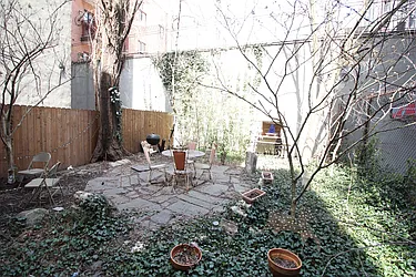 Rented by True Real Estate Group