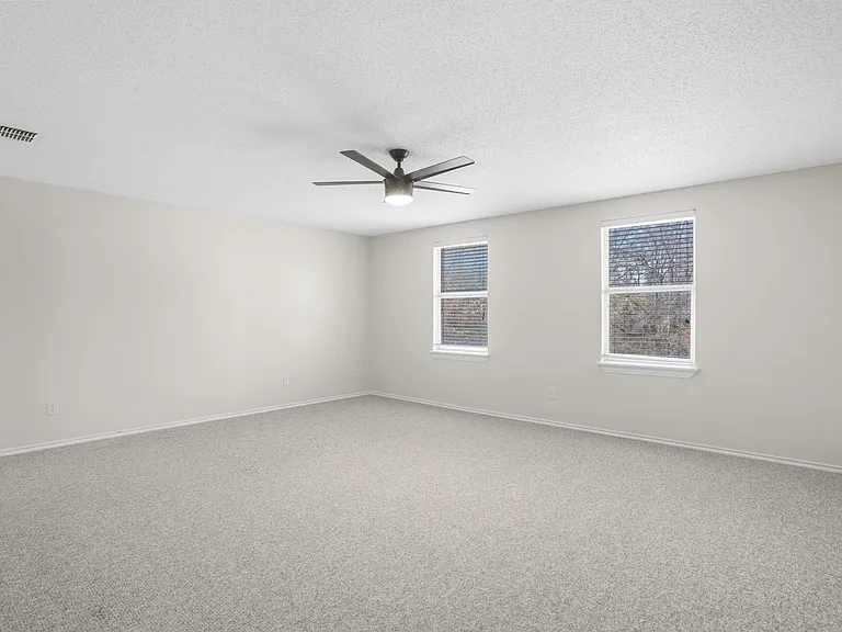 1312 Annalea Dr — Photo 30