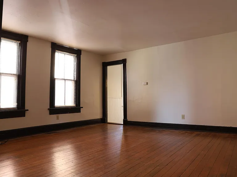 Living Room Unfurnished