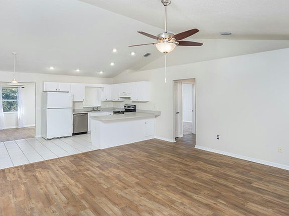 2nd image of 731 Kemper Ave