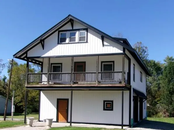 4830 S Rogers St, Bloomington, IN 47403