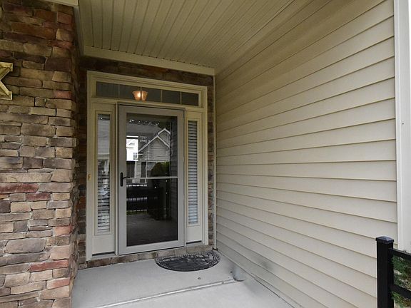 5th image of 53 W Milan Ct