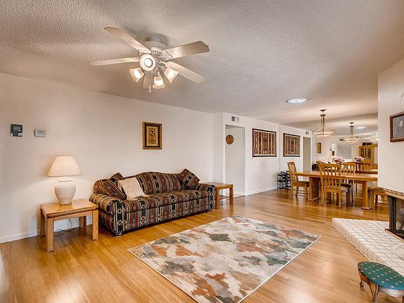 Living room/dining room combo