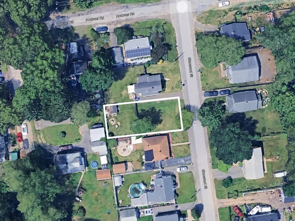 1st image of Glenwood St