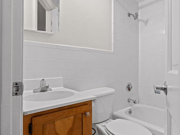 5th image of 1808 Cowart St #C