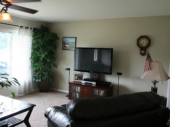 5th image of 1356 Fm 557