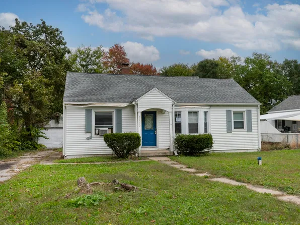 51522 Myrtle Ave, South Bend, IN 46637