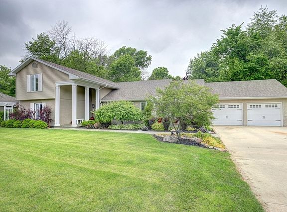 5th image of 80 N Circle Dr