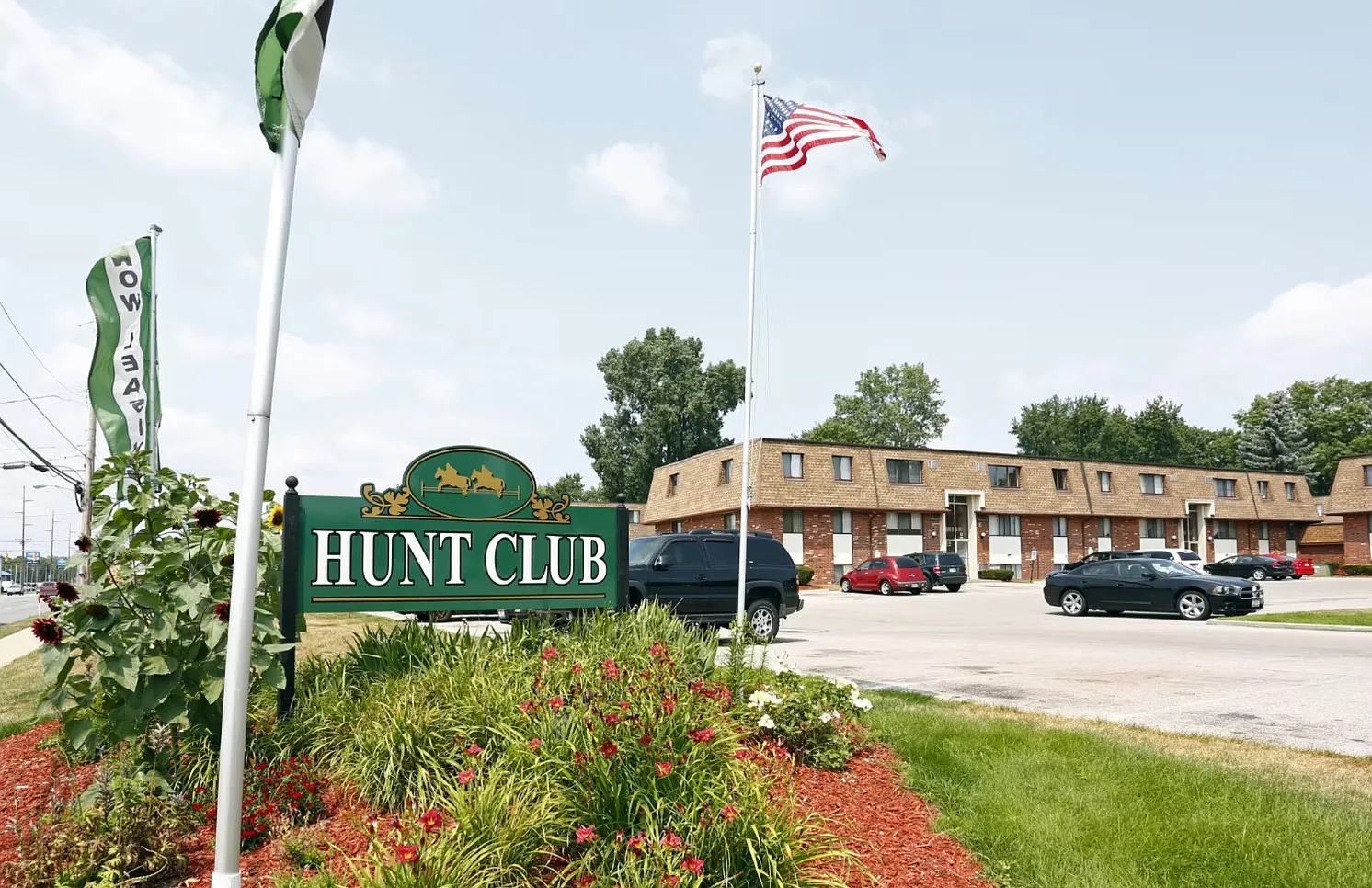 Hunt Club — Photo 1
