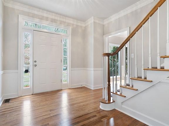 2nd image of 3774 Upland Dr