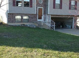 3800 Chapel Dr, Sedalia, MO 65301