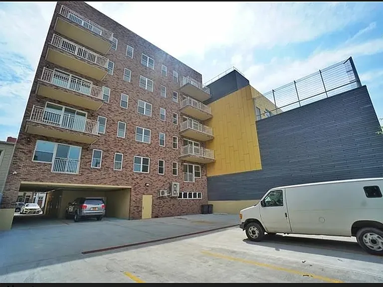 2848 W 15th St #1A — Photo 7