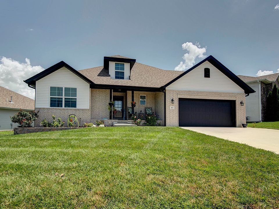1st image of 813 E Brewer Avenue