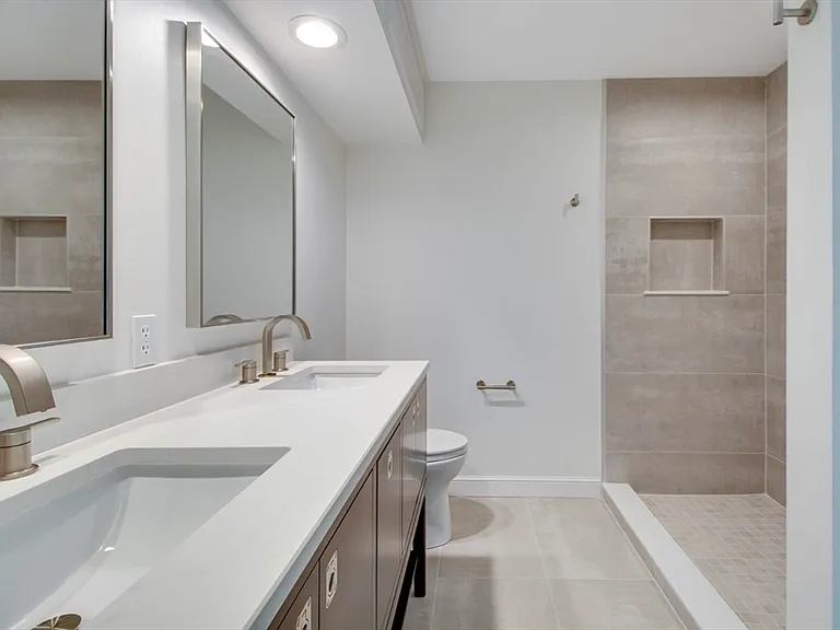 107 Farm St — Photo 10