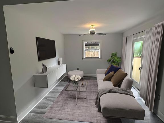 4th image of 951 Harmon Ave