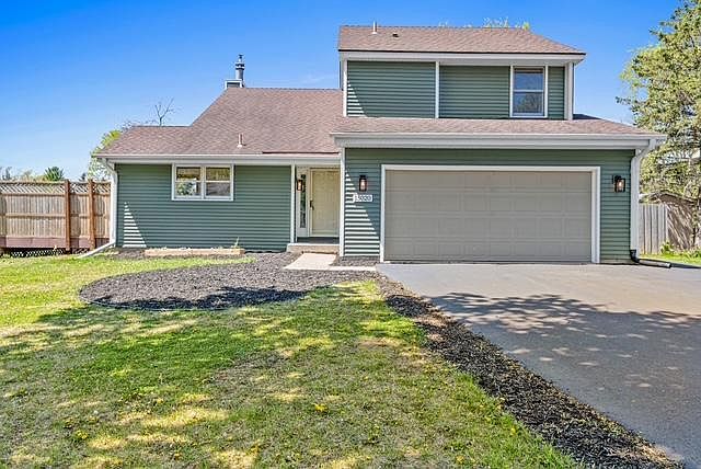 1st image of 15020 Rushmore Cres