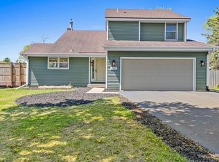15020 Rushmore Cres, Burnsville, MN 55306