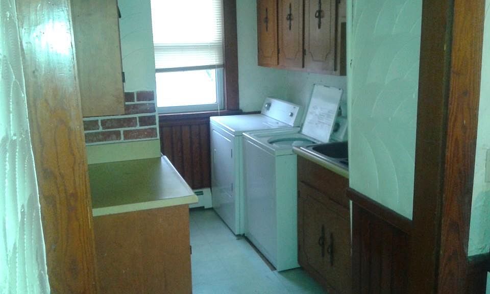 2nd image of 58 Bigelow St #2