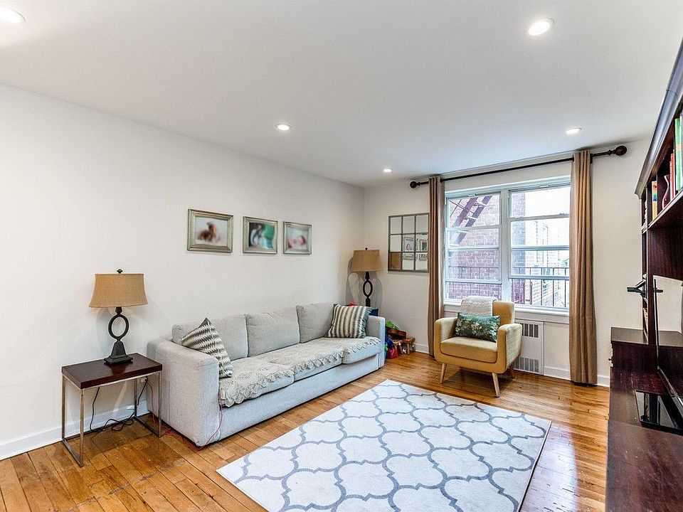1st image of 3925 51st St APT 2D