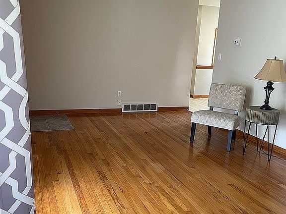 3rd image of 530 Gray Dr