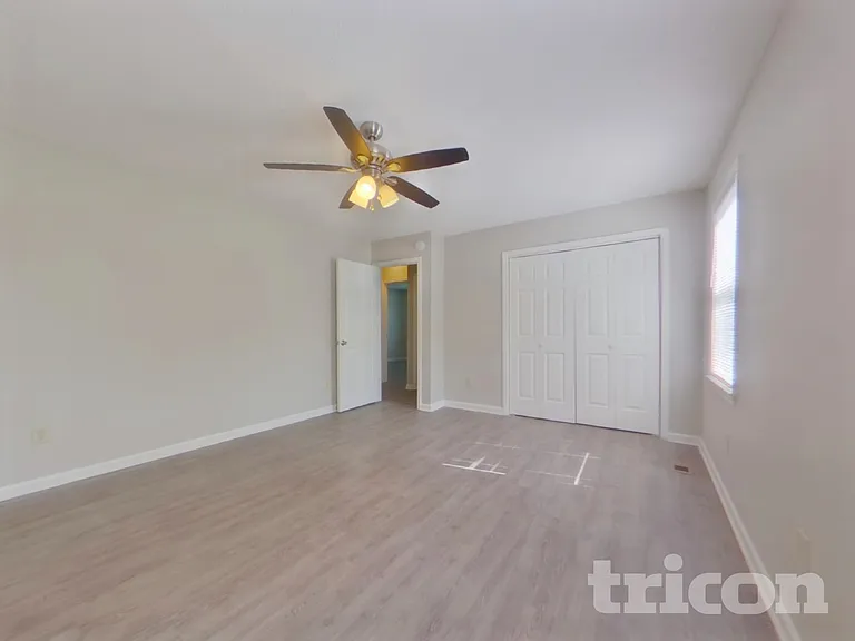 529 Ferncliffe Rd — Photo 8