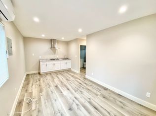 795 1/2 E 42nd St, Los Angeles, CA 90011