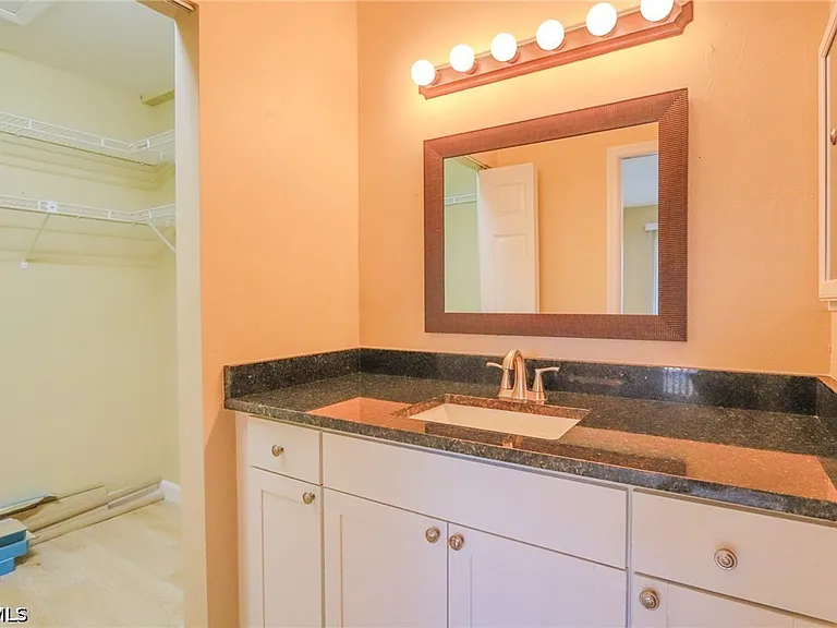 6250 Timberwood Cir #101 — Photo 13