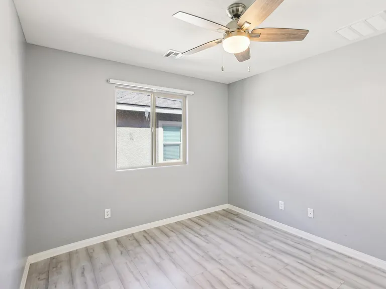 457 Cornelius Kelly Ave — Photo 25