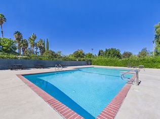 Roscoe Islander, Canoga Park, CA 91304