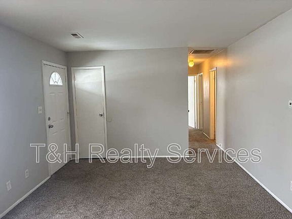 4th image of 5719 W 41st Pl