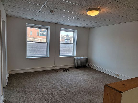 4th image of 206 S Main St #211