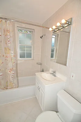 Rented by Welcome Home Real Estate | media 4