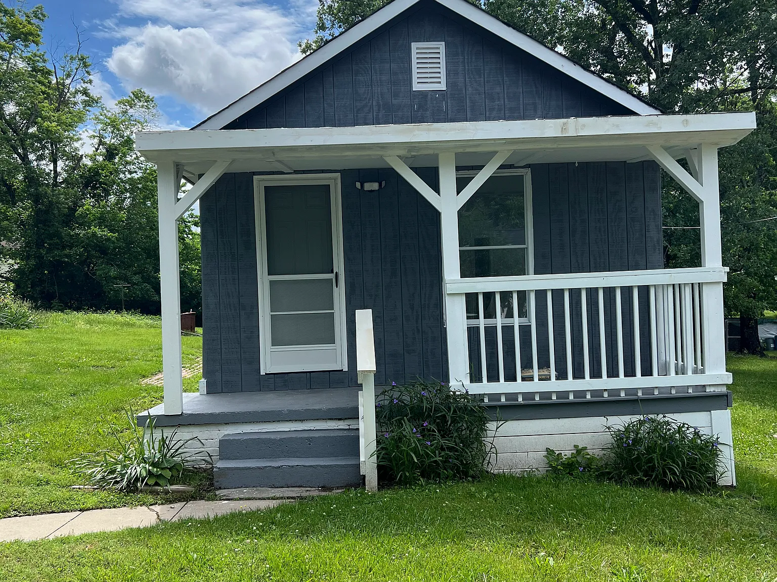 1 bed, 764 sqft, $750 — Photo 1