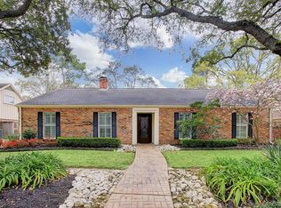 10014 Cedar Creek Dr, Houston, TX 77042