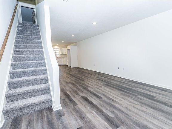 4th image of 206 Adia Ln