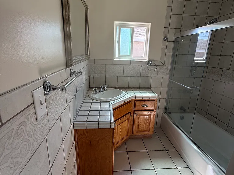 1429 Seaman Ave — Photo 8