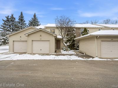 4885 Oak Hill Dr #20, Waterford, MI, 48329