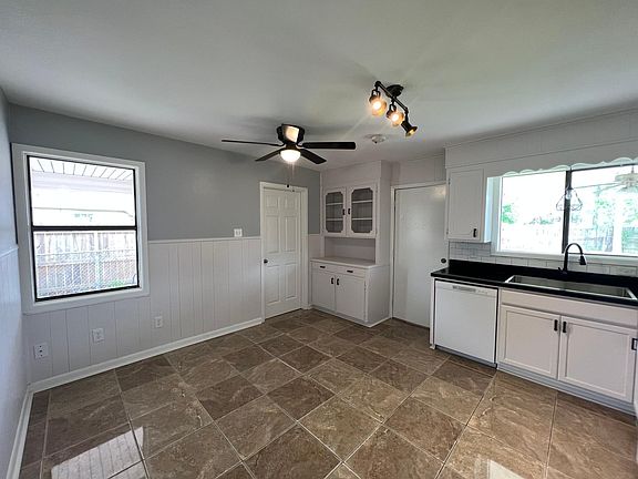 5th image of 1358 Mark Ave